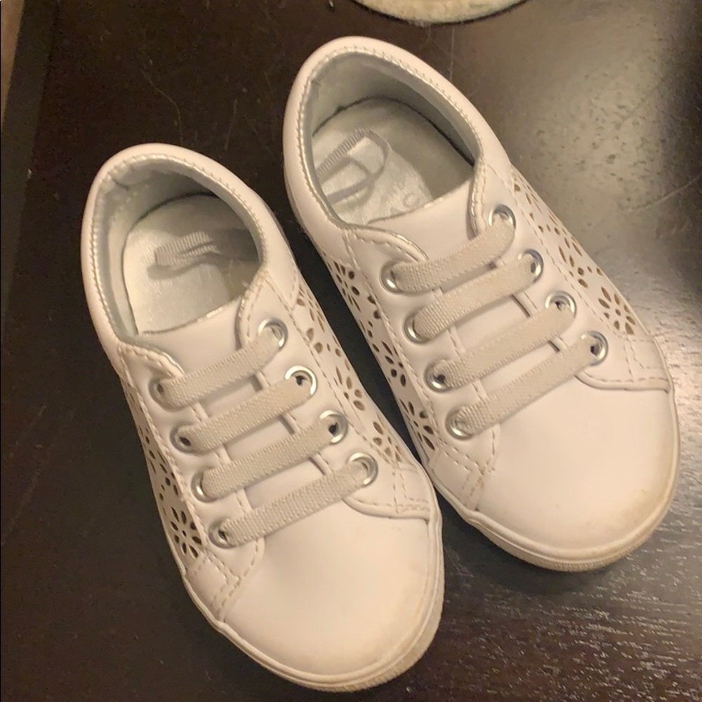 Janie and Jack - White tennis shoes size 6